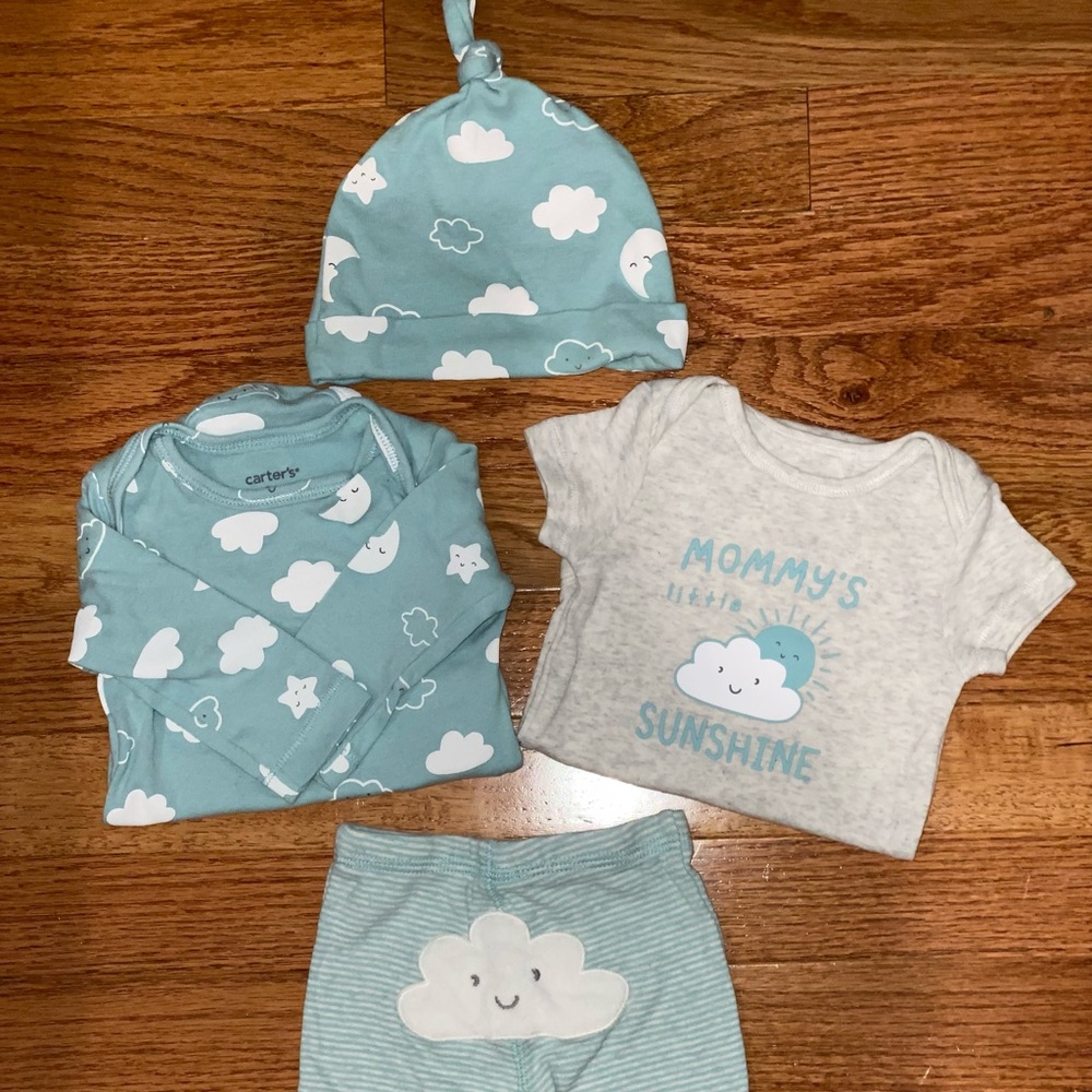 Carter’s 3 month matching outfit with hat